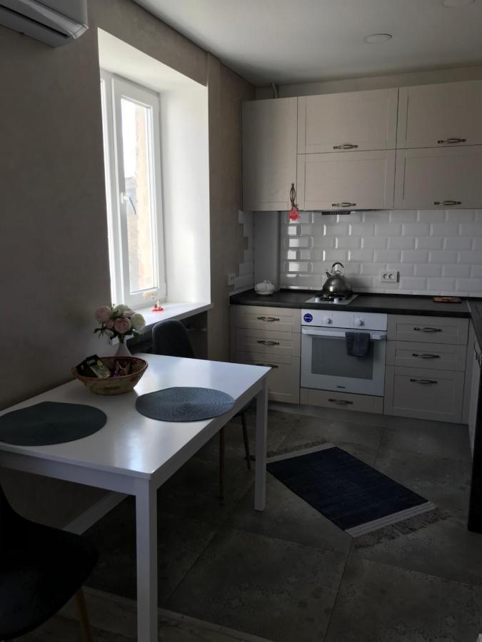 Flat in the city center Kherson Exterior foto